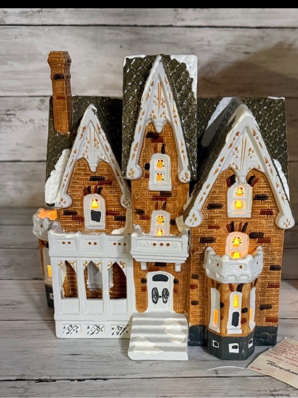 Department 56 “HAVERSHAM HOUSE” The Original Snow Village House 1987